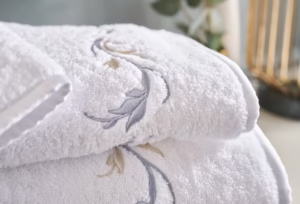 Toalhas bordadas : Um Presente personalizado