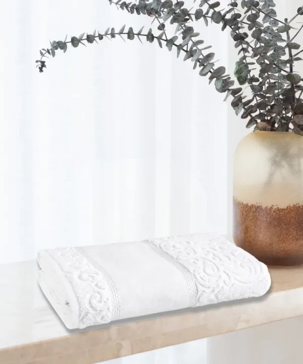 Toalha de Banho Karsten Melina II 74x140 cm para Bordar Branco