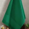 Verde escuro