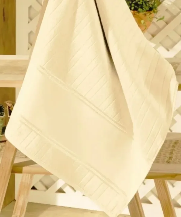 Toalha de Banho Döhler Artesanalle 70X140 cm para Pintar e Bordar bege claro
